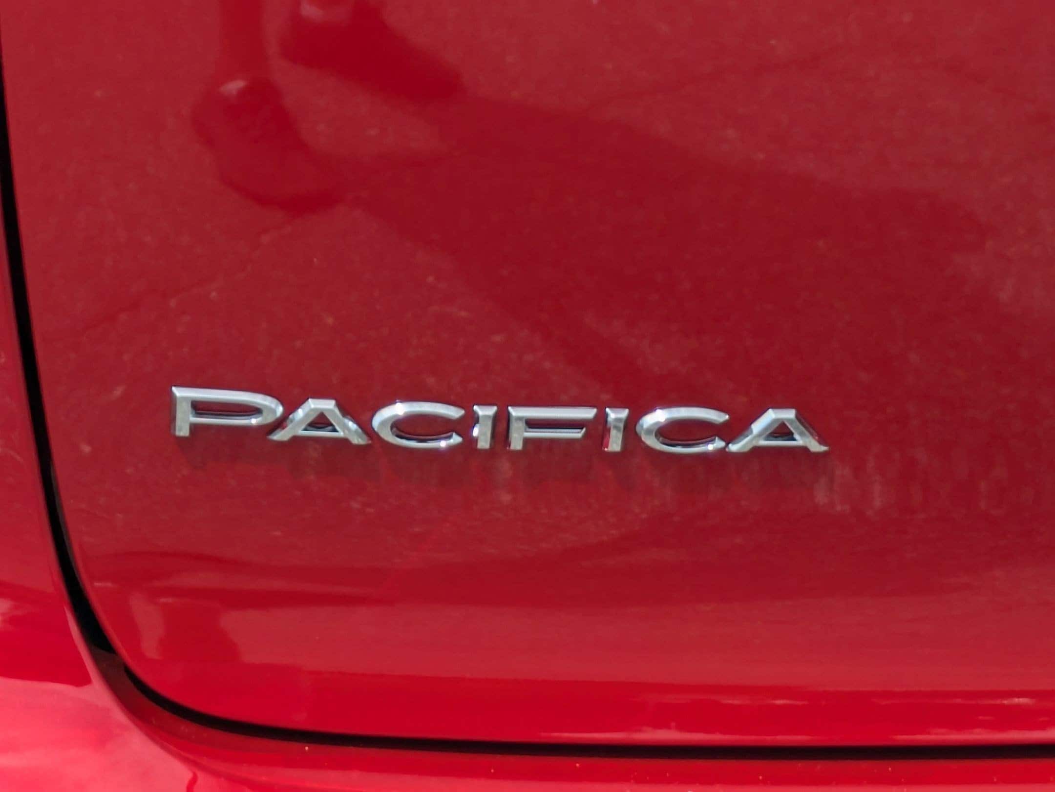 2026 Chrysler Pacifica Select - Photo 33