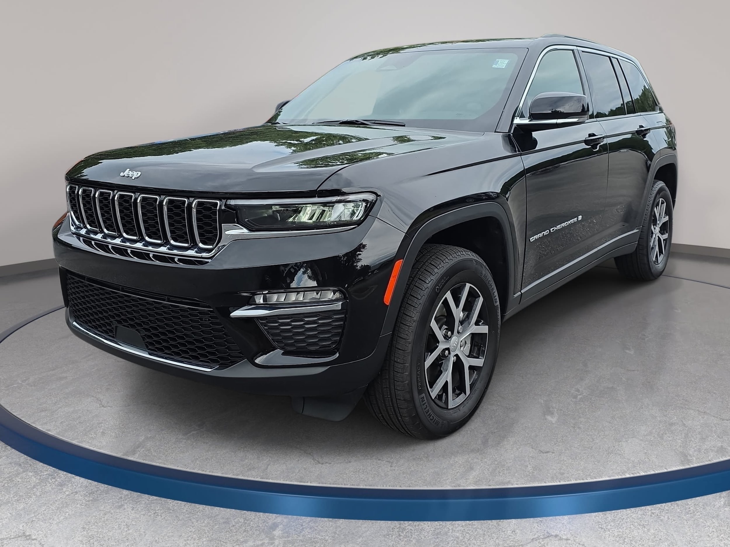 Diamond Black Crystal Pearlcoat 2025 Jeep Grand Cherokee SUV / Crossover Four-Wheel Drive Automatic