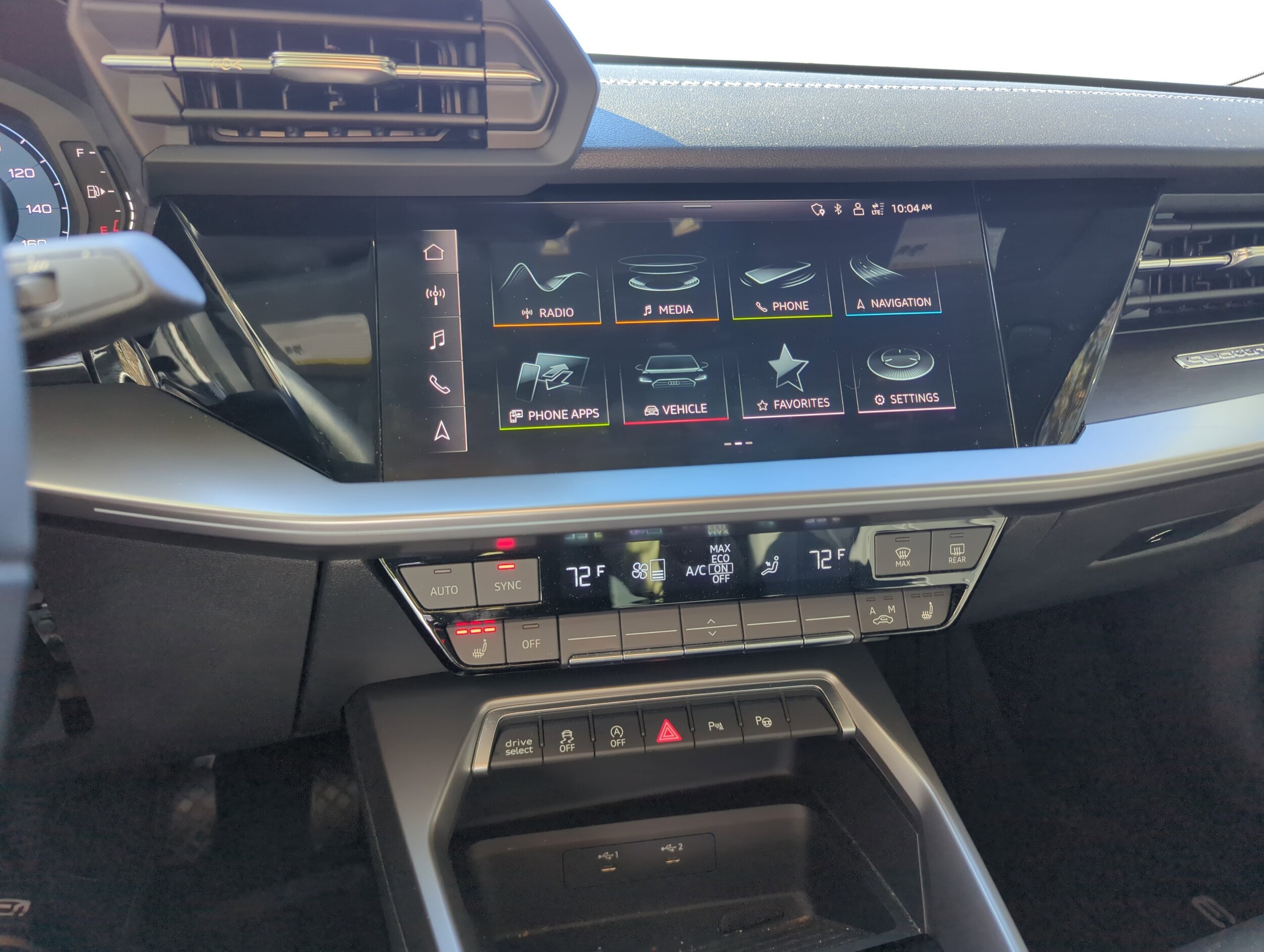 2024 Audi A3 Premium Plus 40 TFSI Quattro photo 2