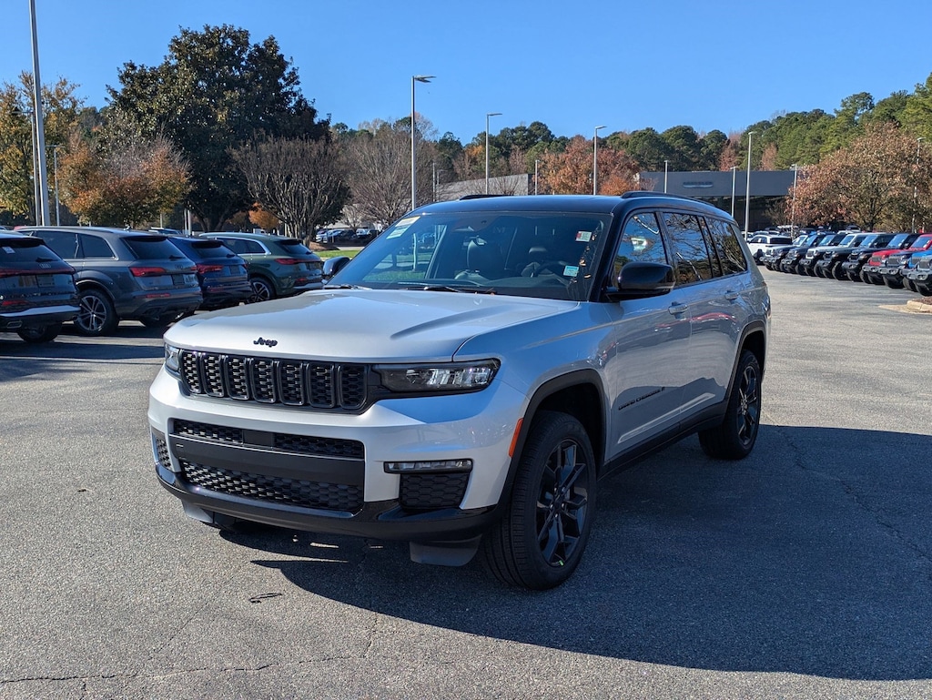 New 2025 Jeep Grand Cherokee L LIMITED 4X4 Sport Utility
