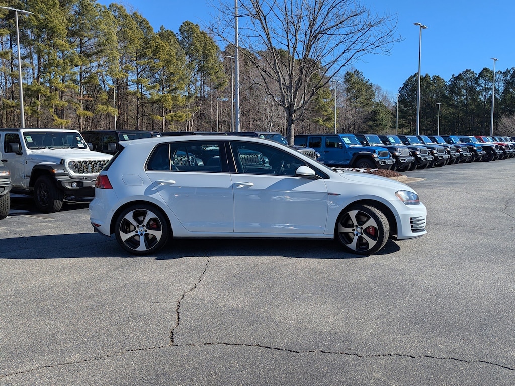 Used 2016 Volkswagen Golf GTI Autobahn w/Performance Pkg HB DSG Autobahn w/Performance Pkg