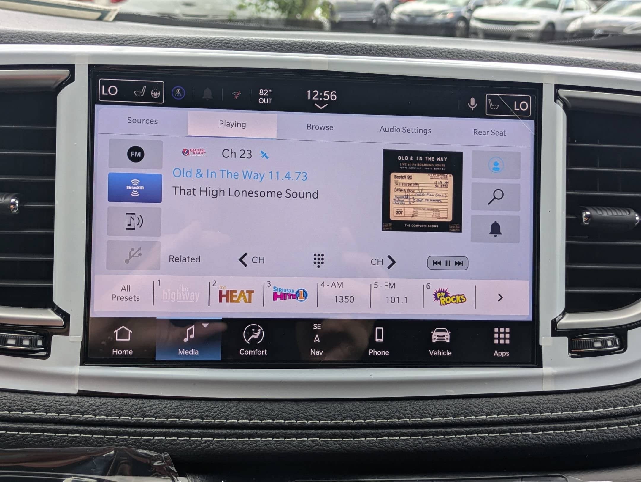 2026 Chrysler Pacifica Select - Photo 12
