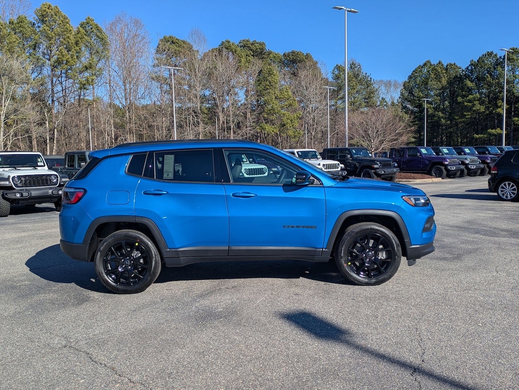 New 2026 Jeep Compass LATITUDE ALTITUDE 4X4 Sport Utility