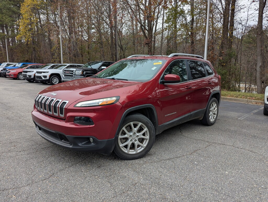 Used 2017 Jeep Cherokee Latitude Latitude FWD