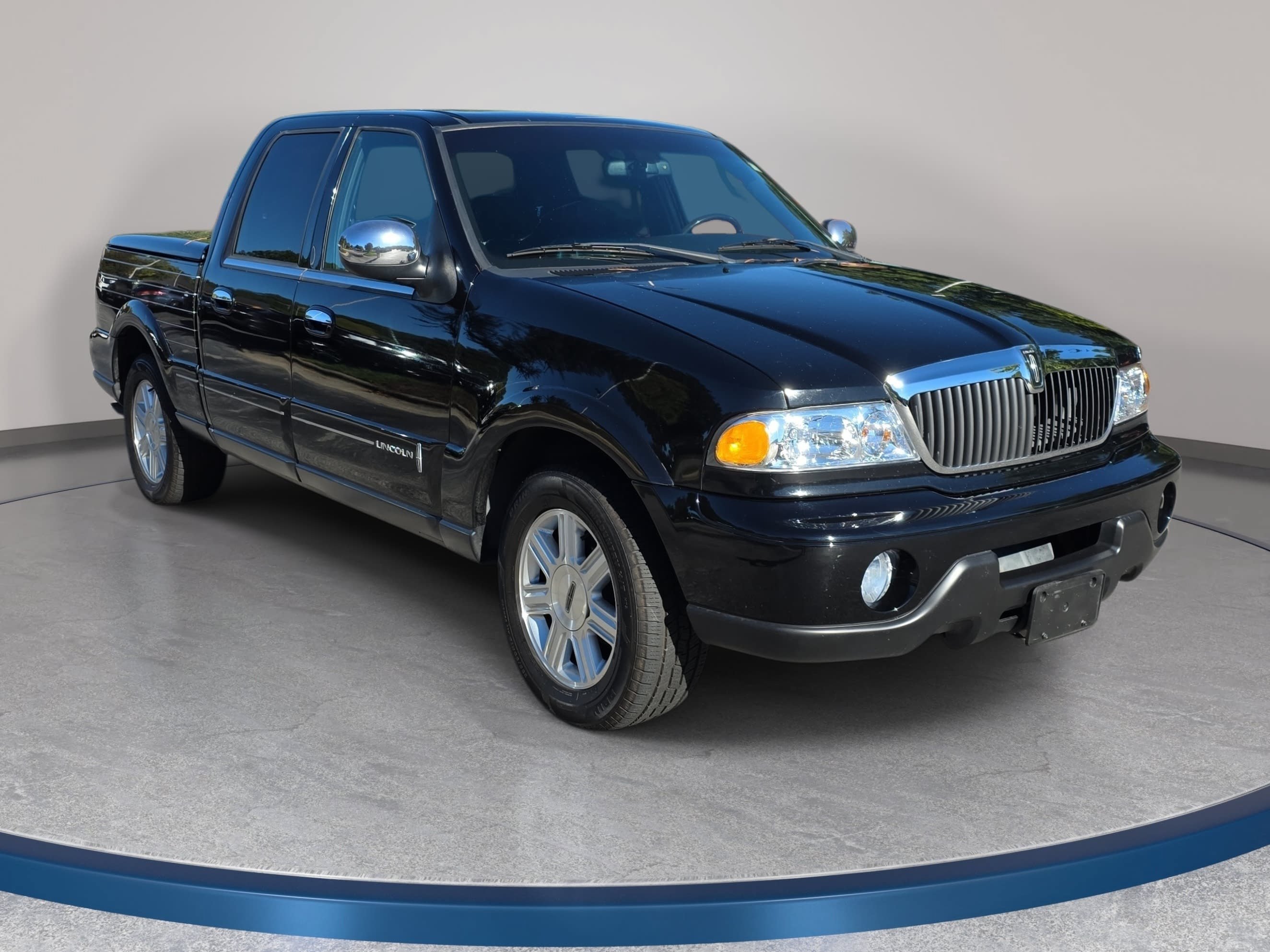 Used 2002 Lincoln Blackwood 2WD
