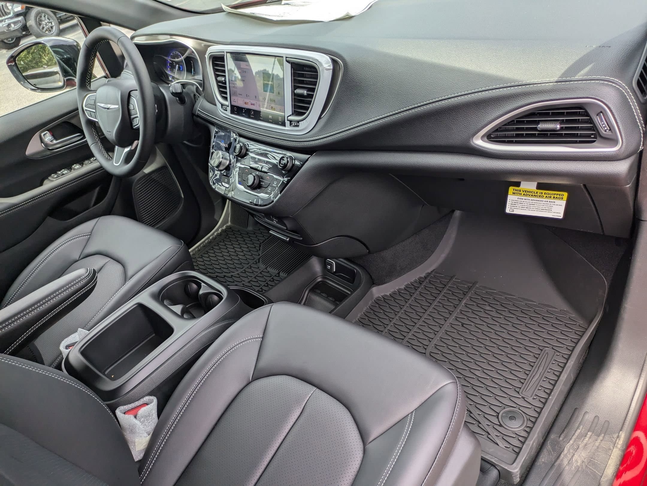 2026 Chrysler Pacifica Select - Photo 27
