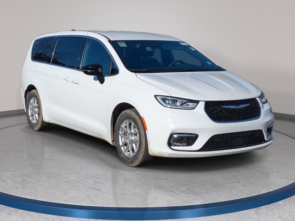 New 2026 Chrysler Pacifica SELECT Passenger Van