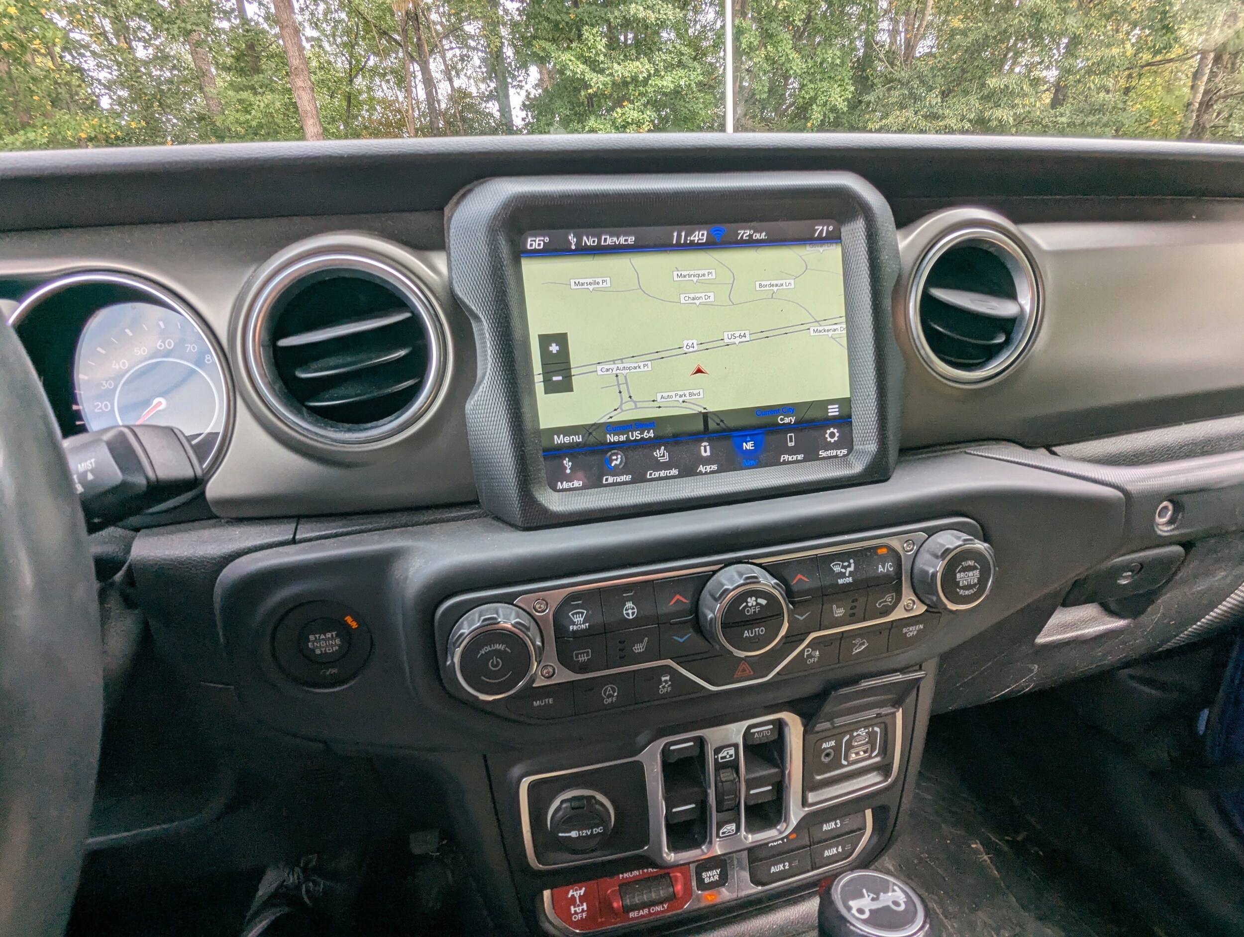 2018 Jeep Wrangler Unlimited Rubicon photo 2