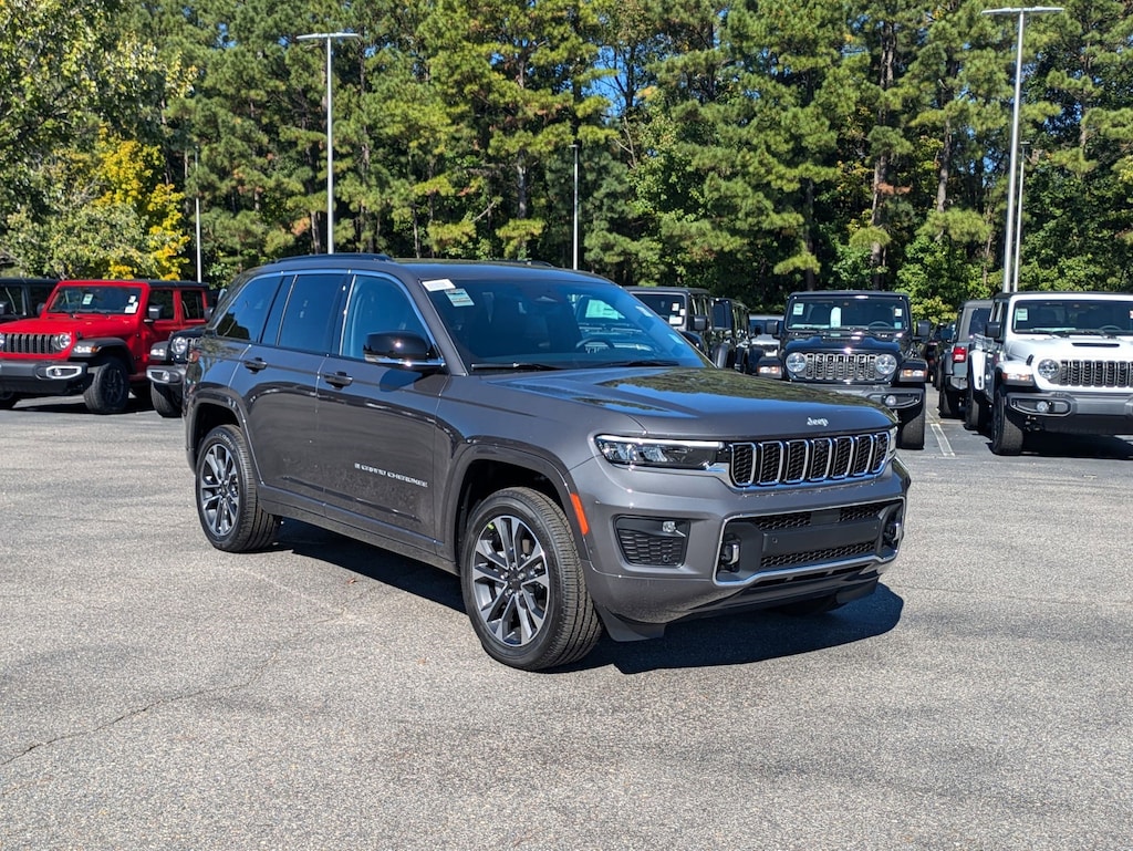New 2025 Jeep Grand Cherokee OVERLAND 4X4 Sport Utility