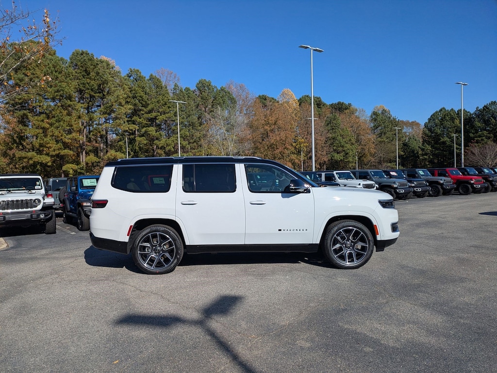New 2025 Jeep Wagoneer SUPER 4X4 Sport Utility