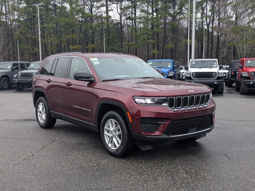 New 2026 Jeep Grand Cherokee LAREDO X 4X4 Sport Utility