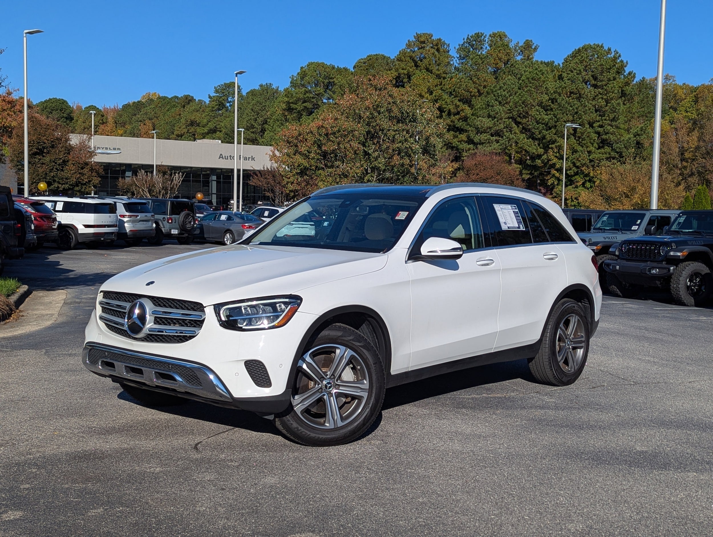 2021 Mercedes-Benz GLC GLC300's photo
