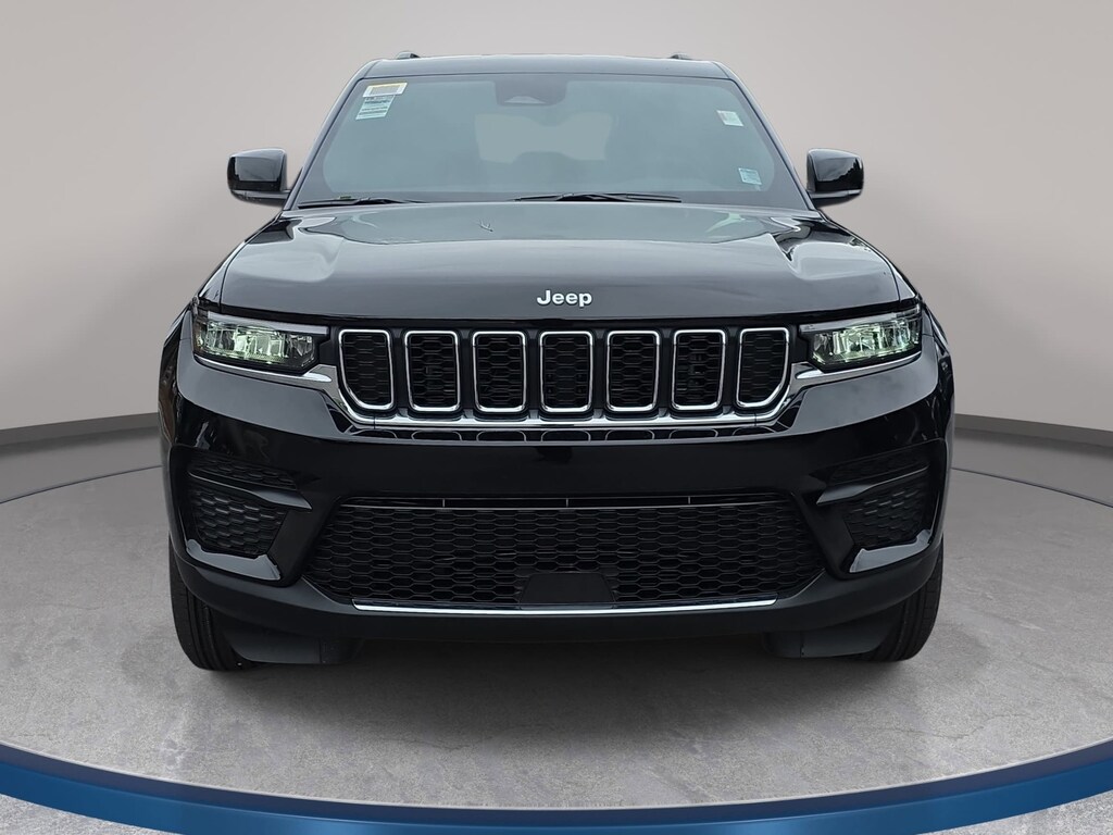 New 2026 Jeep Grand Cherokee LAREDO X 4X4 Sport Utility