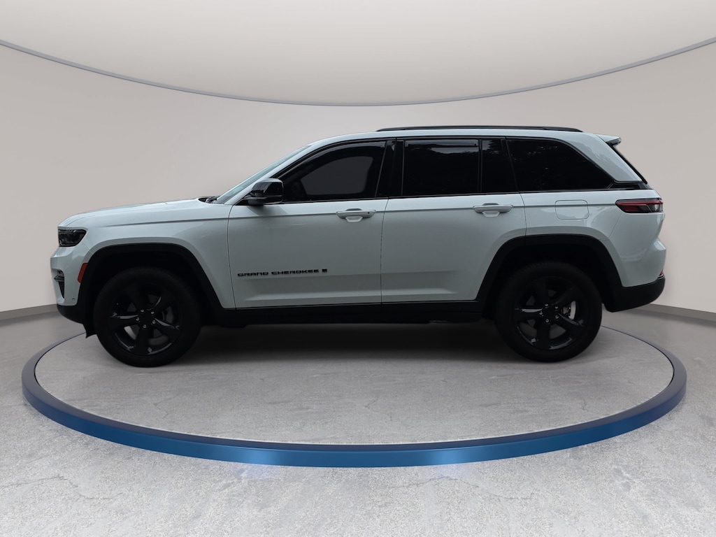 Used 2023 Jeep Grand Cherokee Limited Limited 4x4
