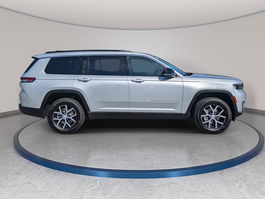 New 2025 Jeep Grand Cherokee L LIMITED 4X4 Sport Utility