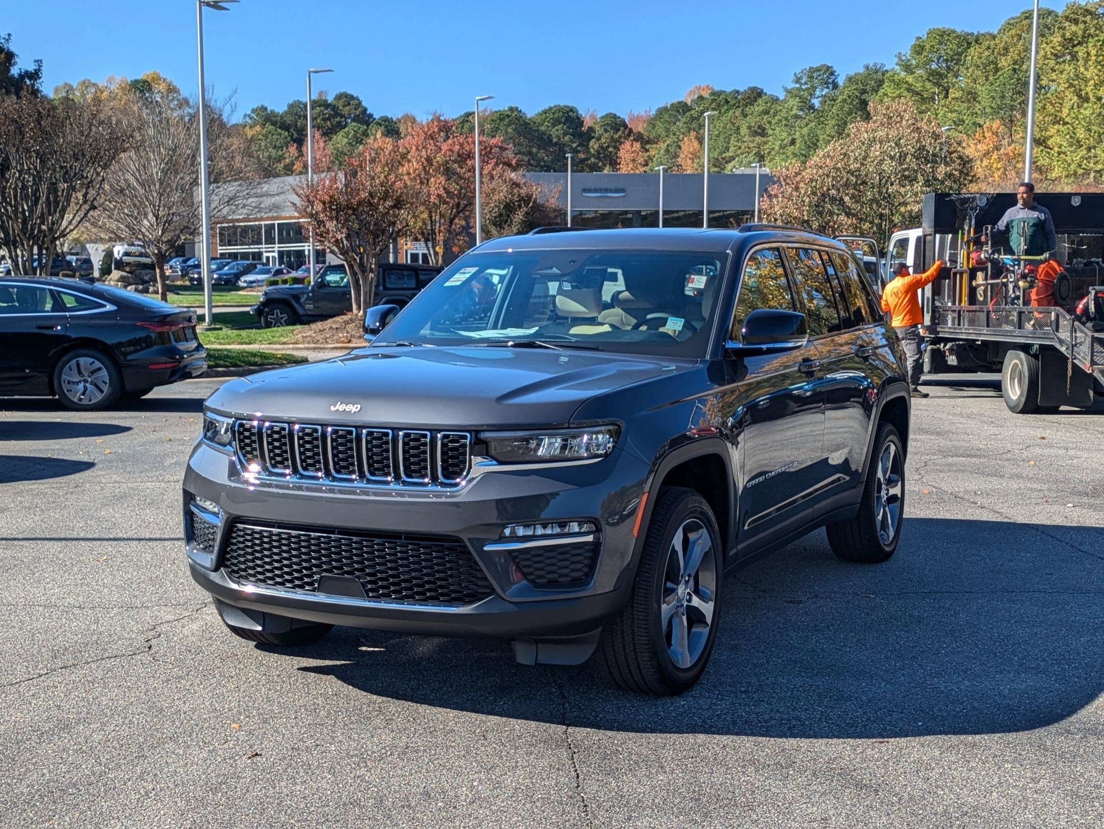 2025 Jeep Grand Cherokee Limited's photo