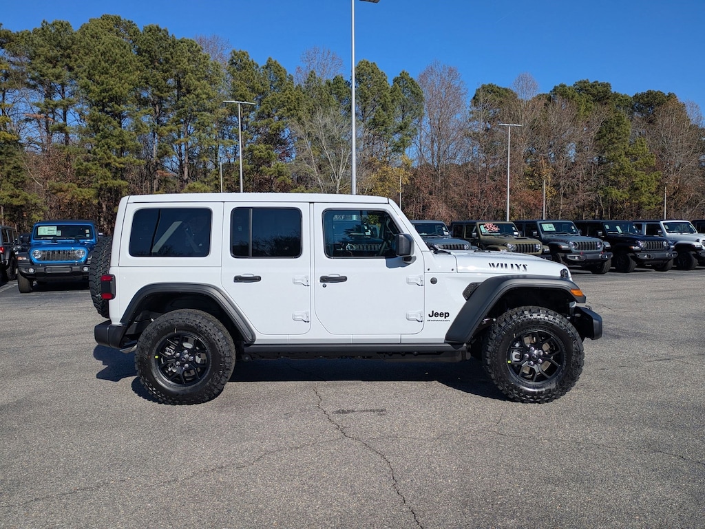 New 2026 Jeep Wrangler 4-DOOR WILLYS Sport Utility