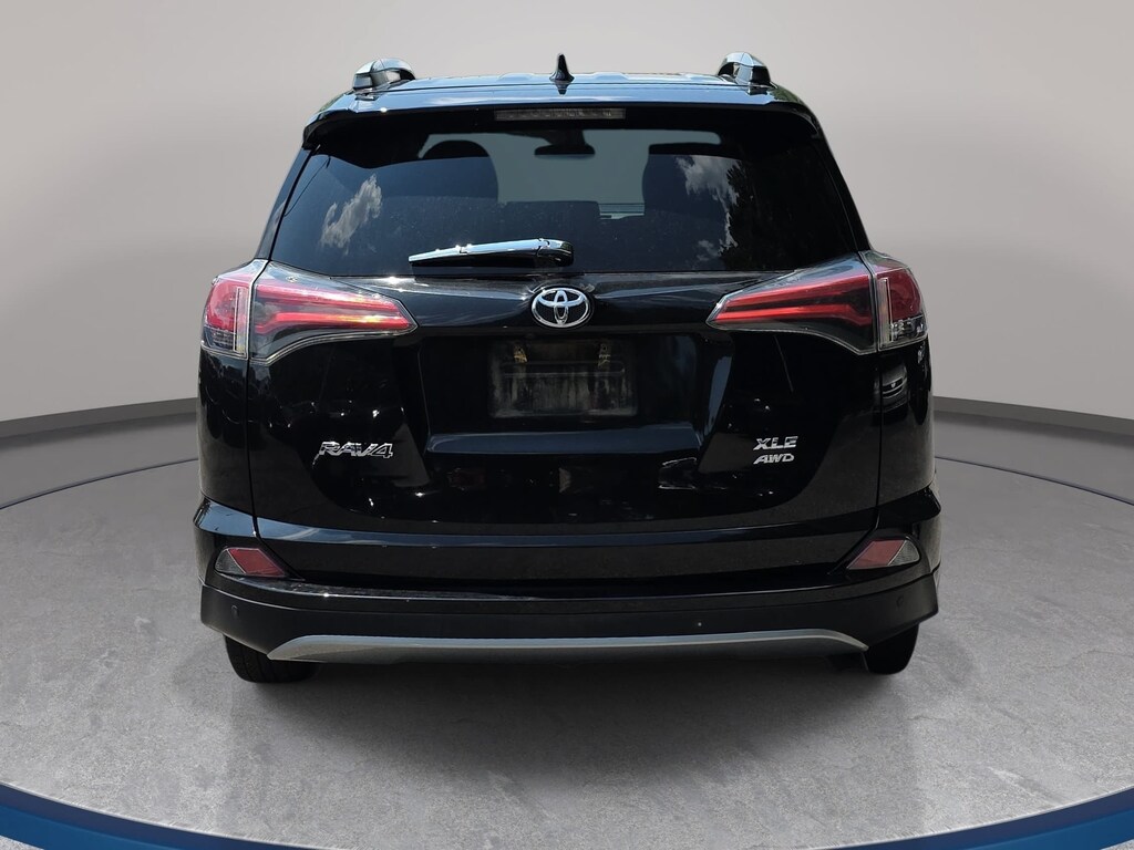 Used 2017 Toyota RAV4 XLE XLE AWD
