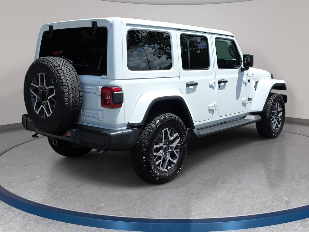 New 2026 Jeep Wrangler 4-DOOR SAHARA Sport Utility