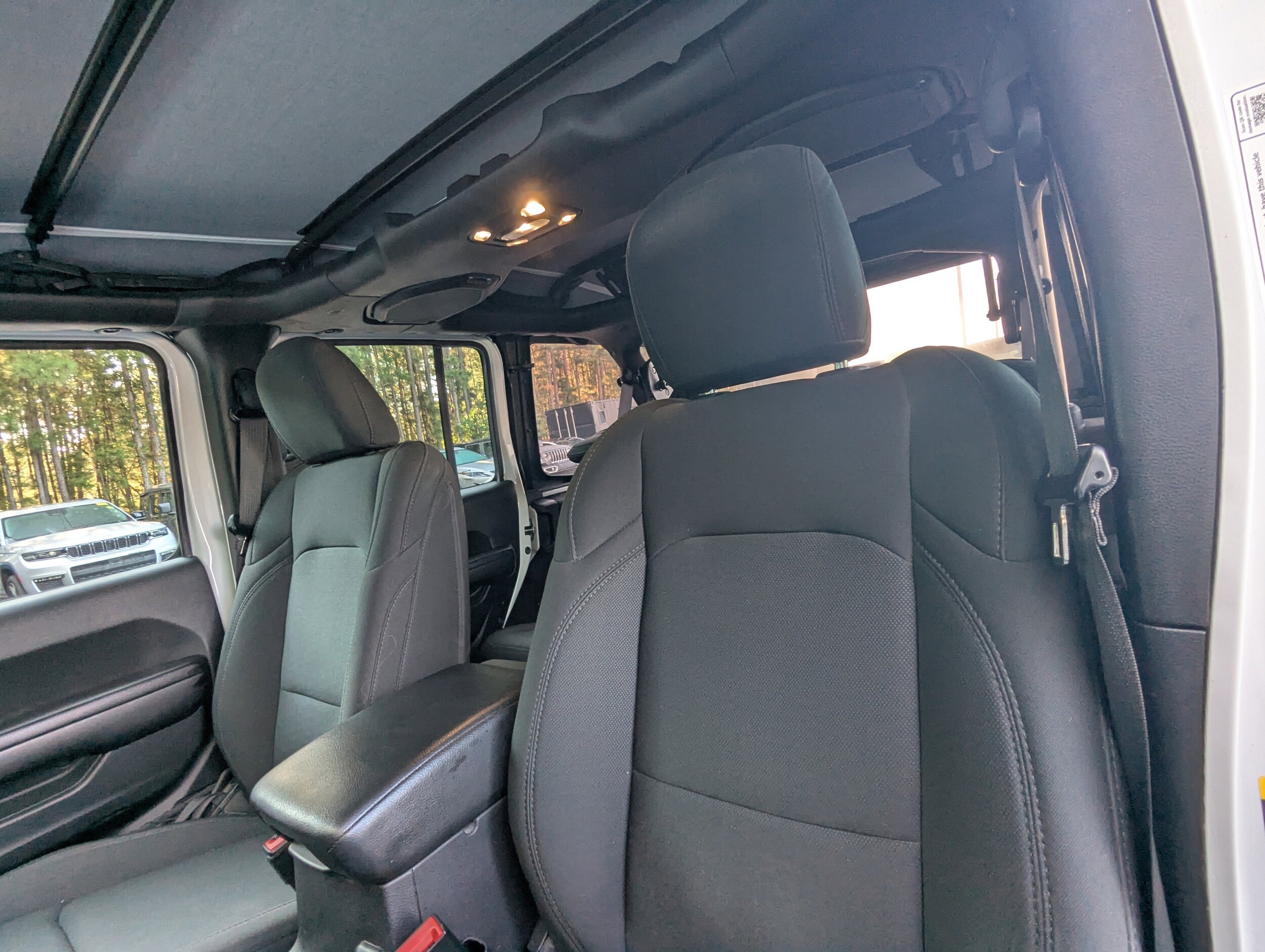 2021 Jeep Wrangler Unlimited Sport S photo 2