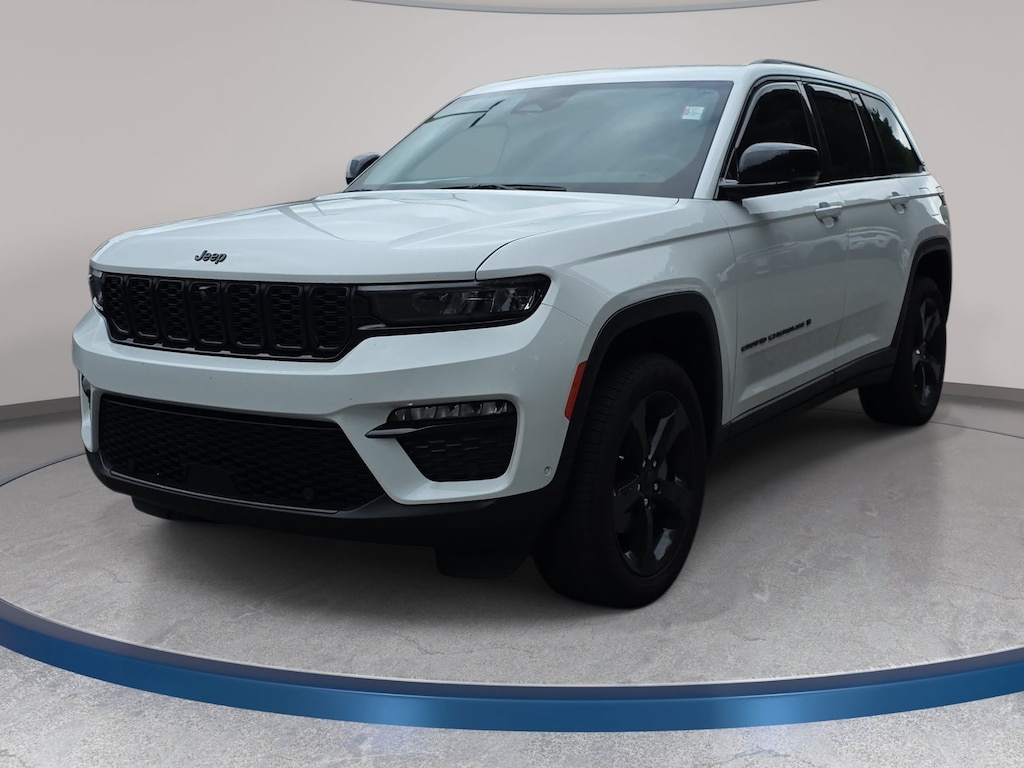Used 2023 Jeep Grand Cherokee Limited Limited 4x4