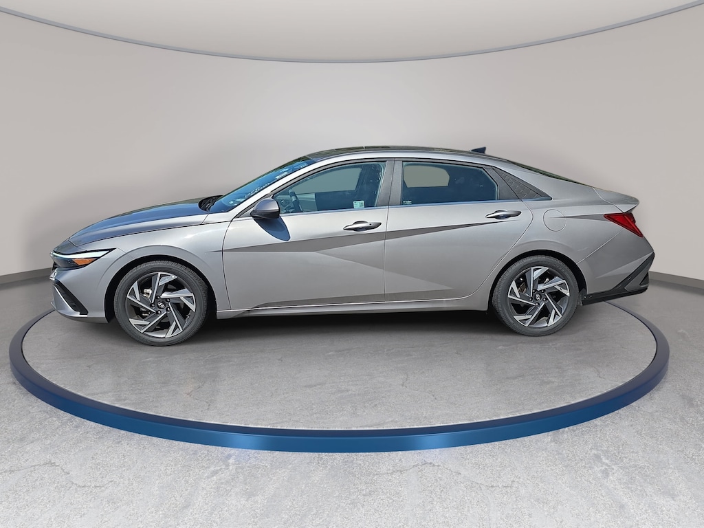 Used 2025 Hyundai Elantra SEL Convenience SEL Convenience IVT