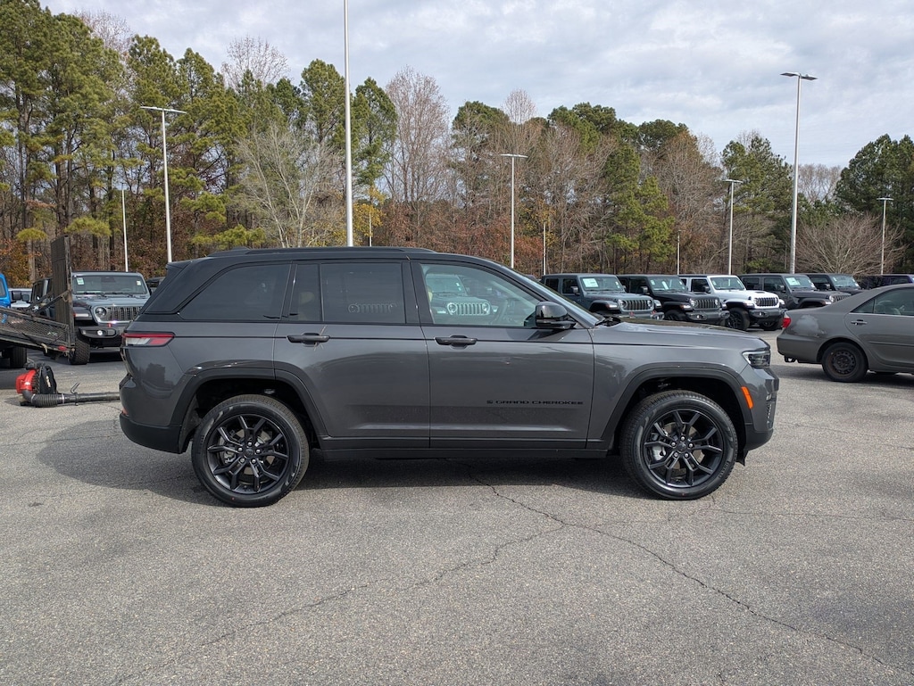 New 2025 Jeep Grand Cherokee LIMITED 4X4 Sport Utility