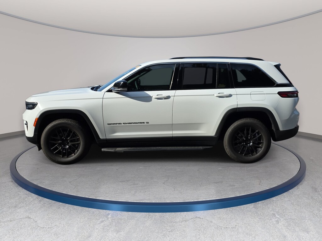 Used 2023 Jeep Grand Cherokee Limited Limited 4x4