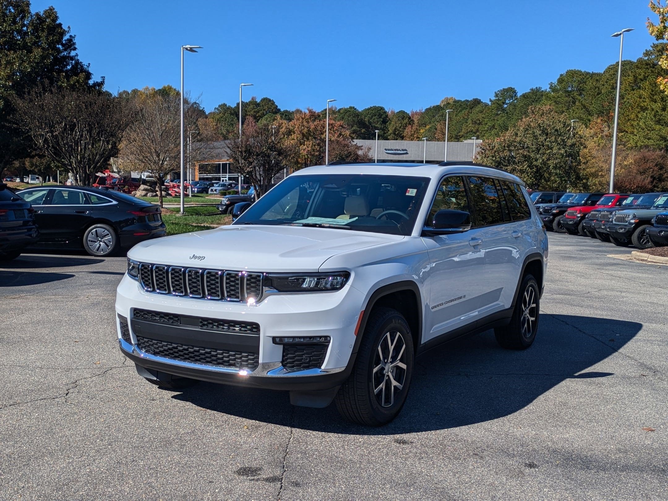 2025 Jeep Grand Cherokee L Limited's photo