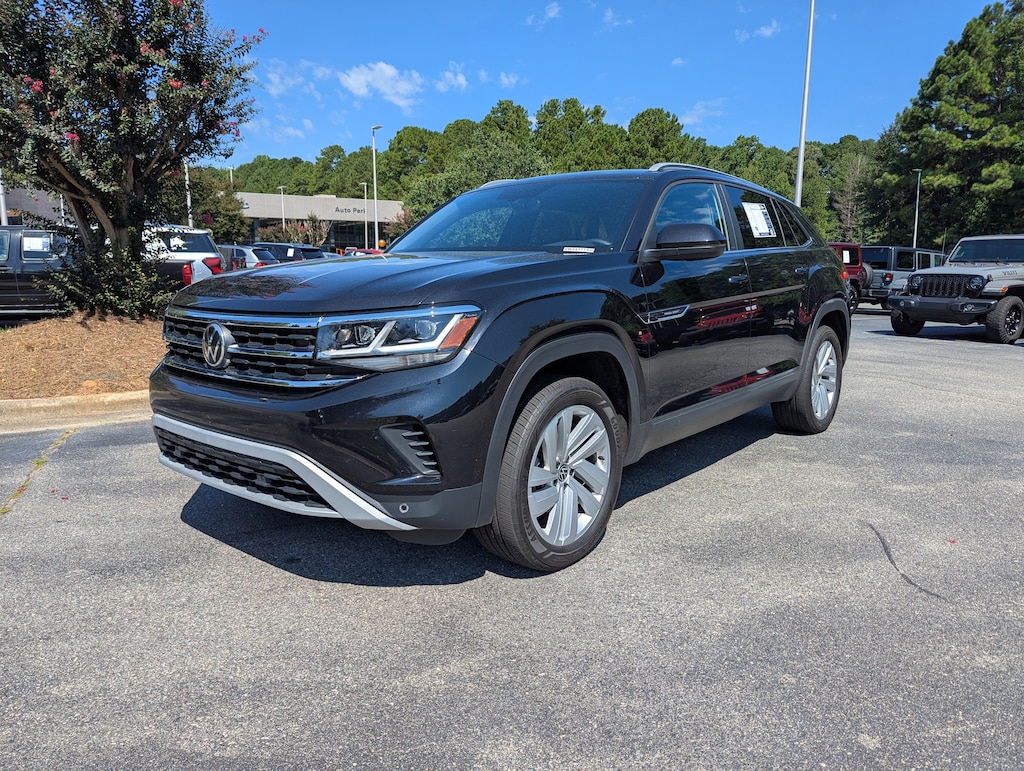 Used 2022 Volkswagen Atlas Cross Sport 3.6L V6 SE w/Technology 3.6L V6 SE w/Technology FWD