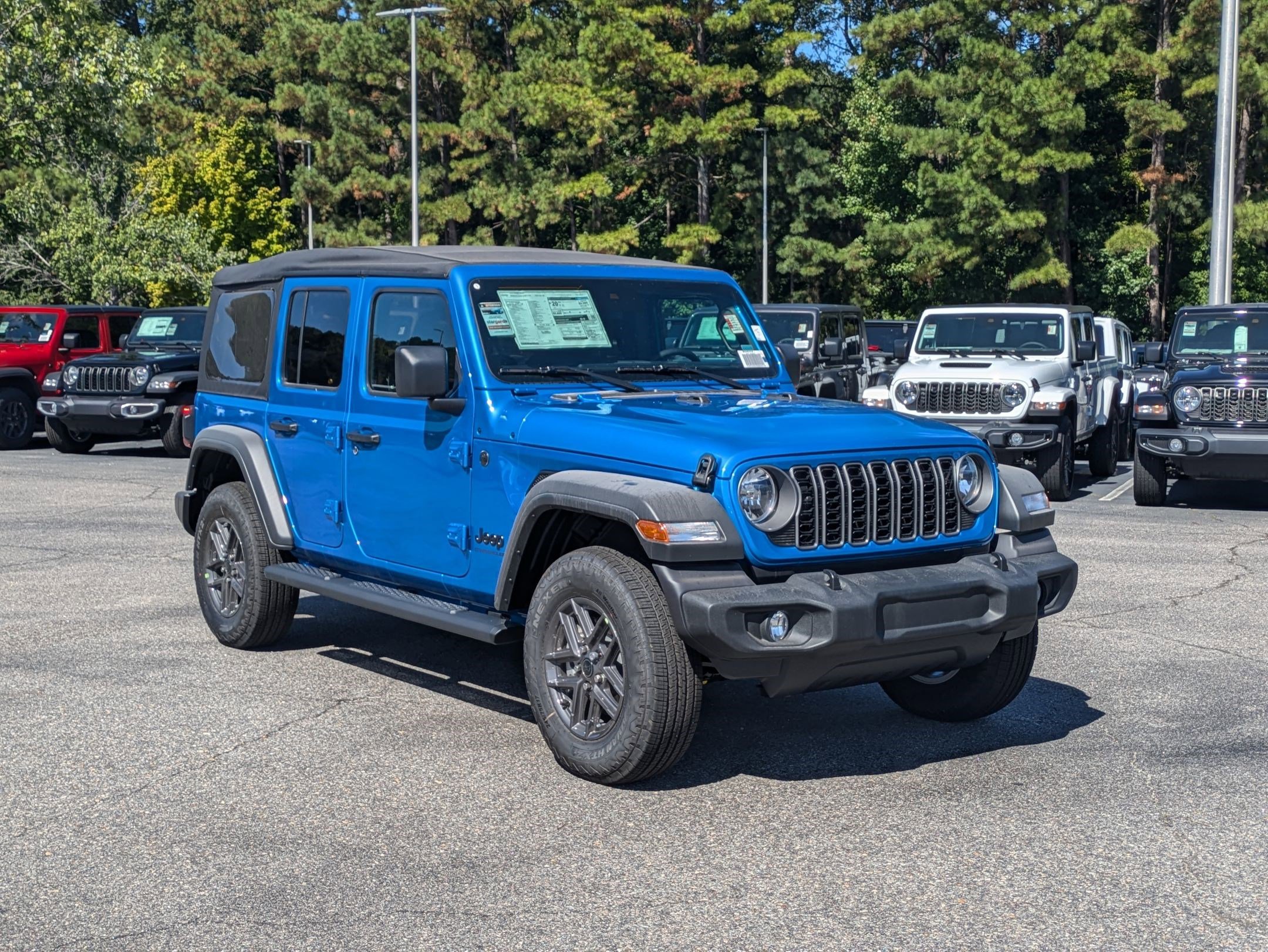 2025 Jeep Wrangler Sport S photo 3