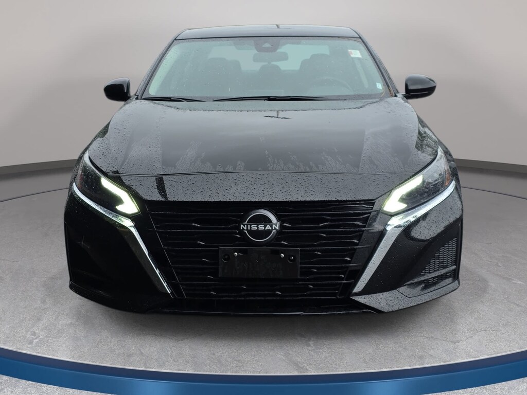 Used 2024 Nissan Altima 2.5 SV Sedan