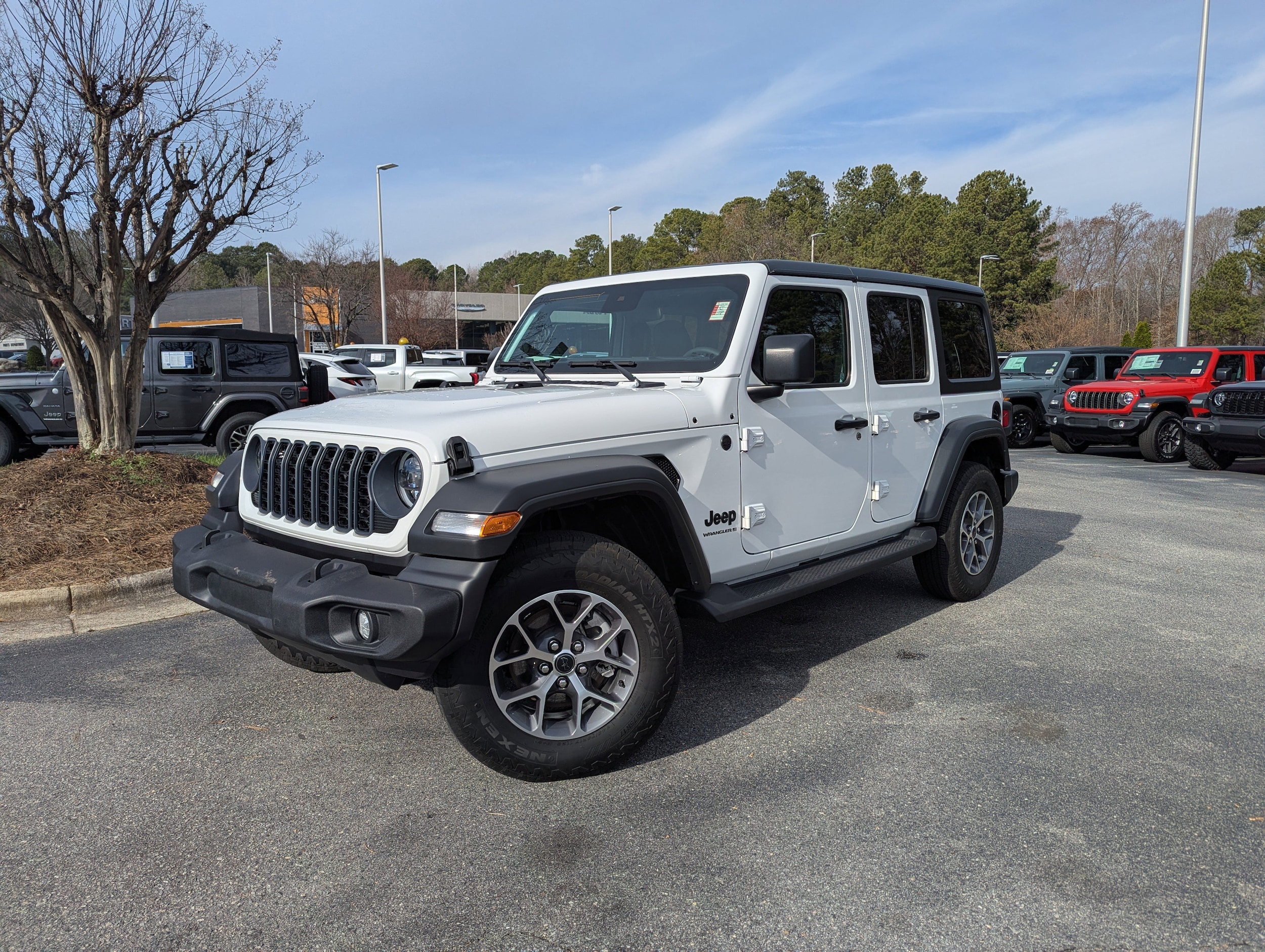 2024 Jeep Wrangler 4-Door Sport S's photo