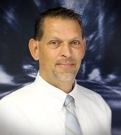 Staff member Steve Ridout from ID_1540db389b3f