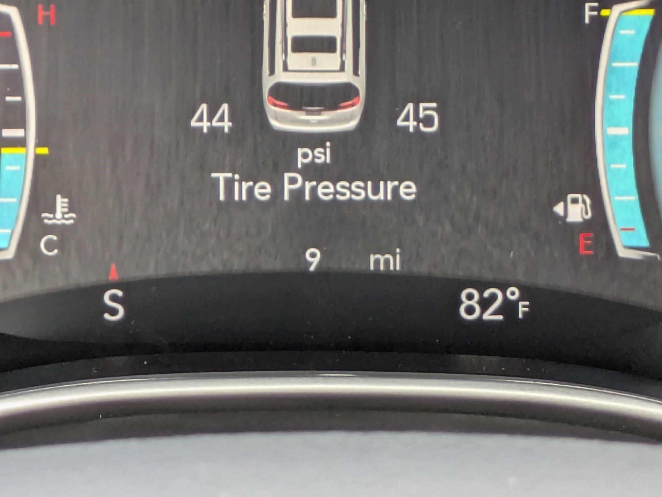 2026 Chrysler Pacifica Select - Photo 11