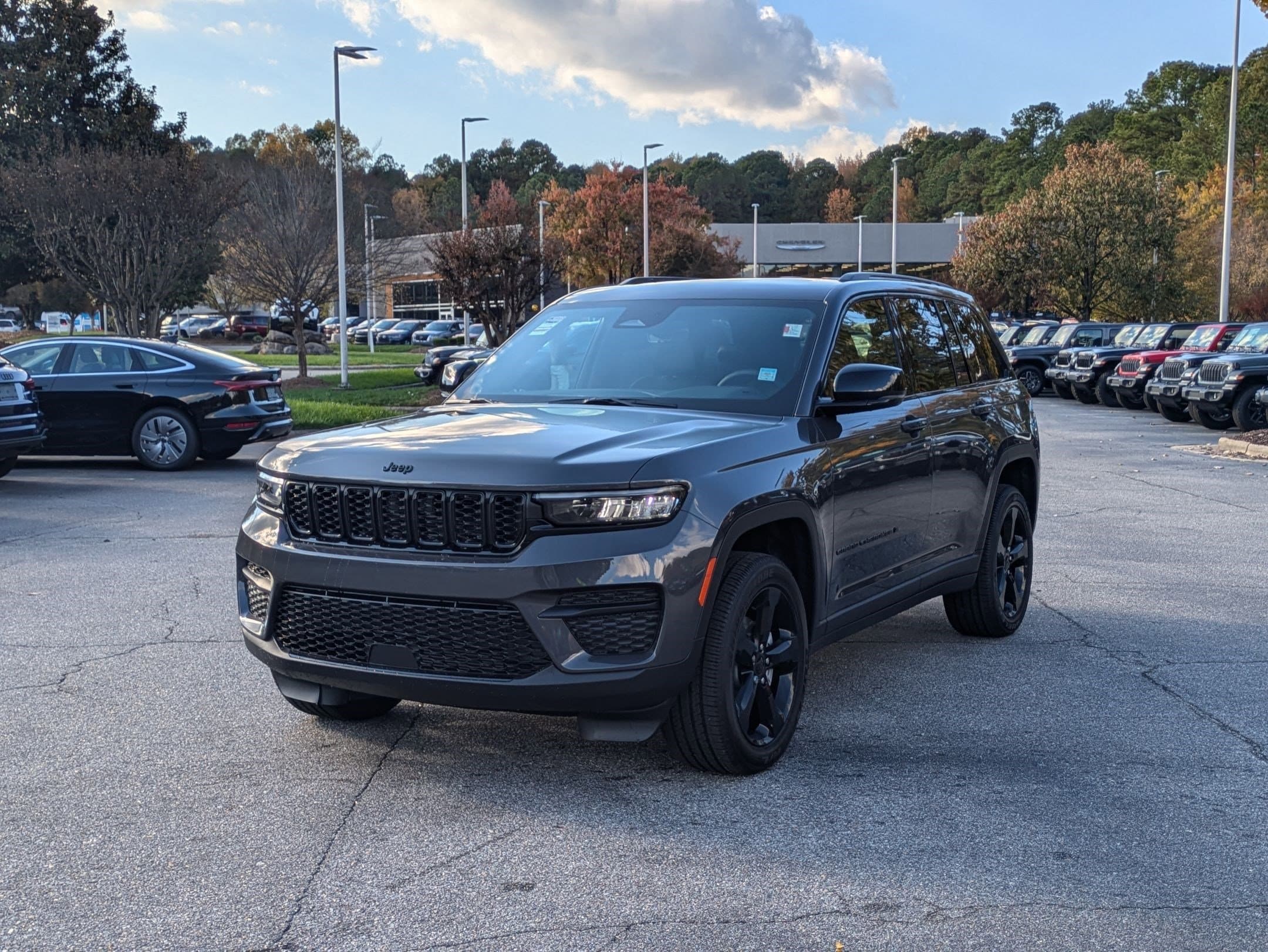 2025 Jeep Grand Cherokee Altitude's photo