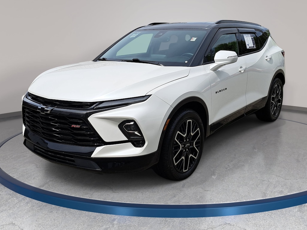 Used 2023 Chevrolet Blazer RS FWD RS