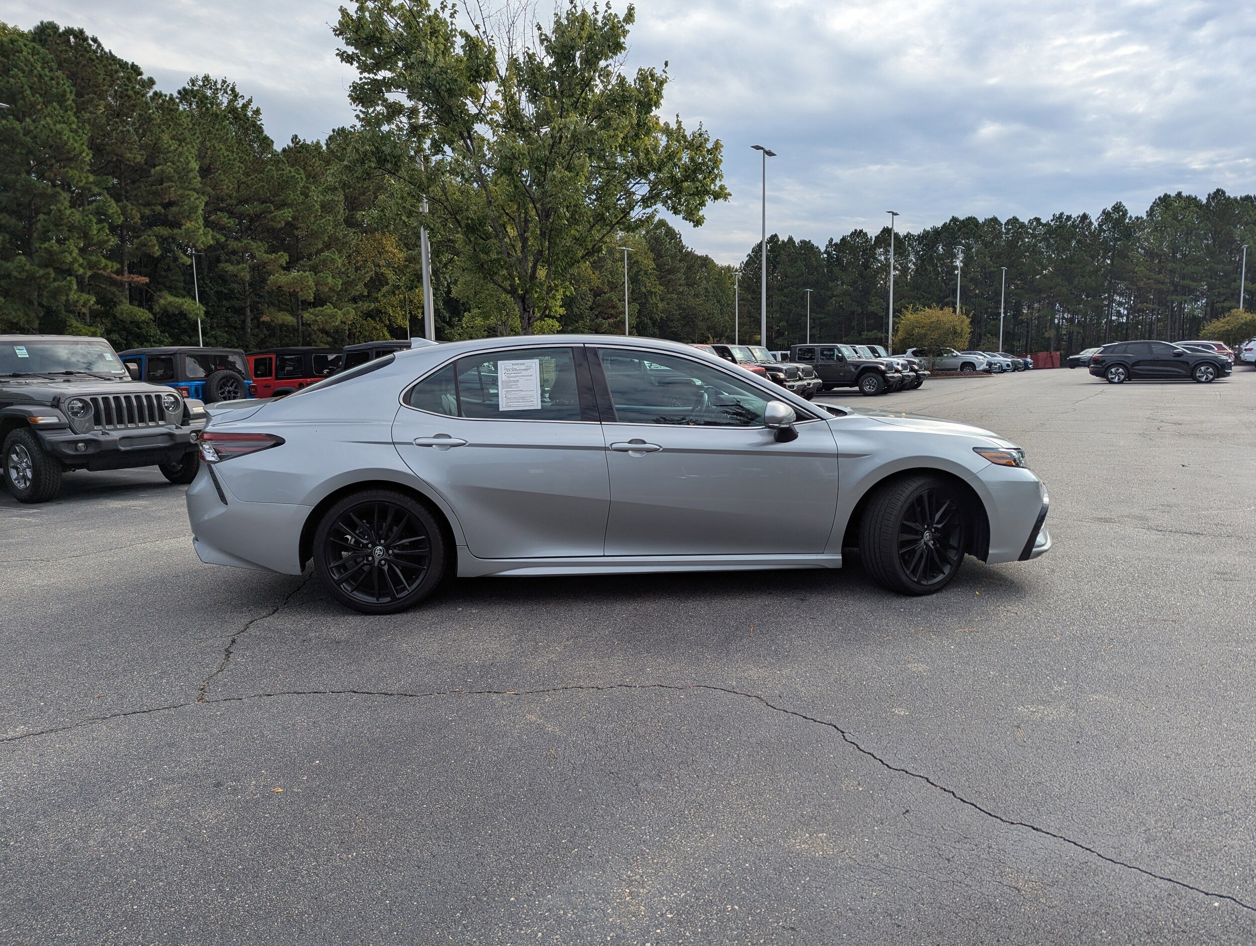 2023 Toyota Camry XSE photo 2
