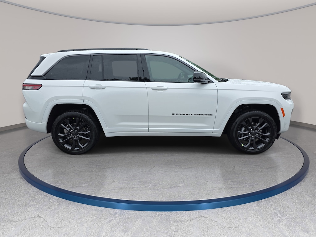 New 2026 Jeep Grand Cherokee LIMITED RESERVE 4X4 Sport Utility