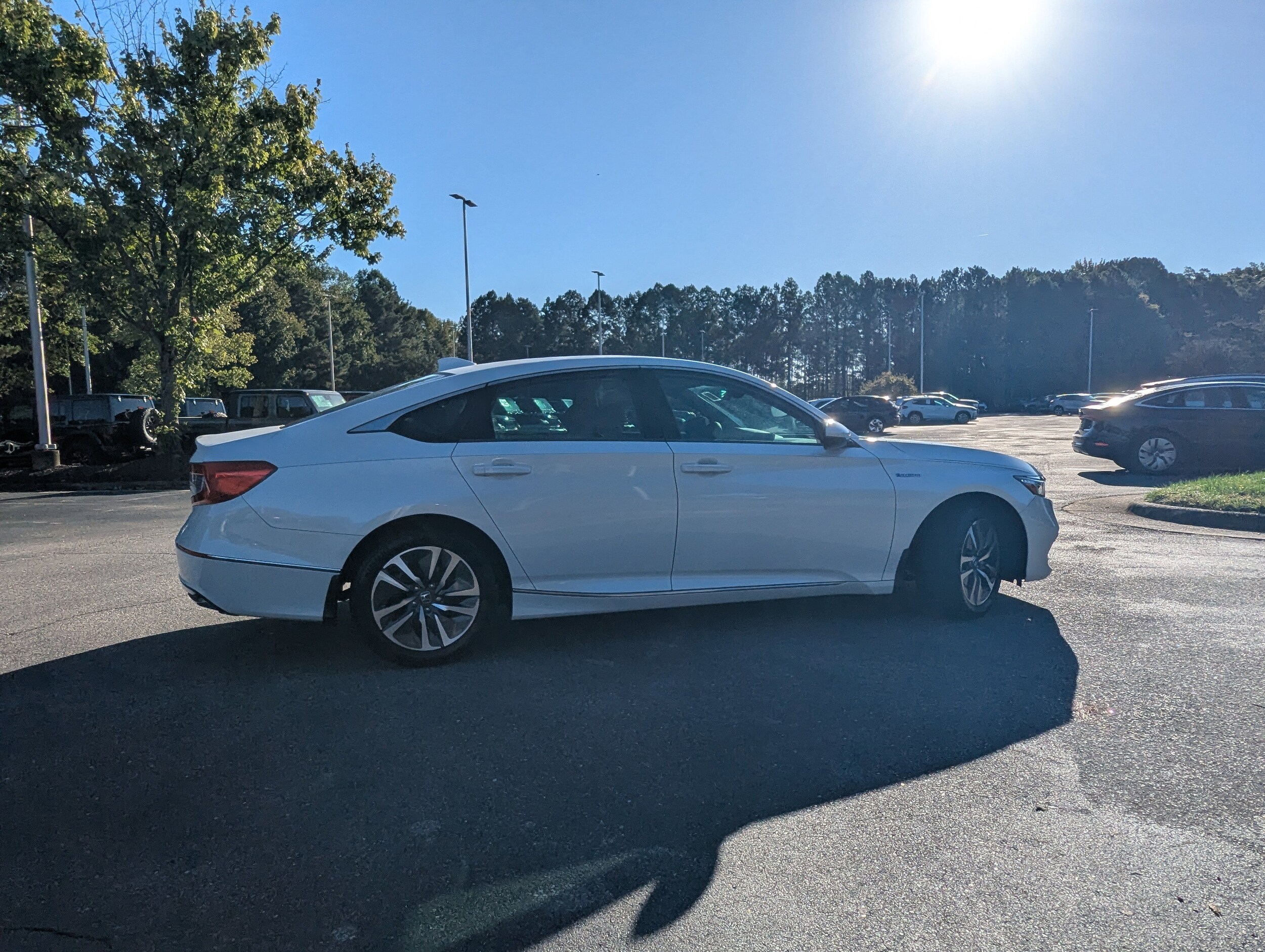 2019 Honda Accord Hybrid EX-L photo 2