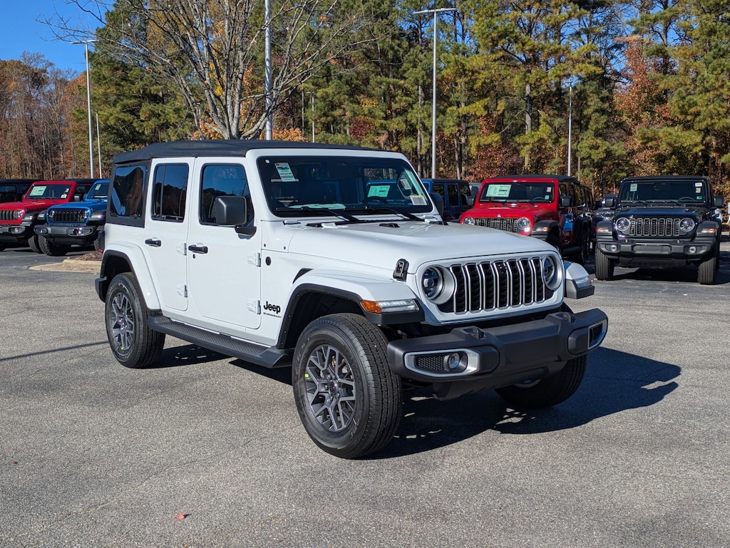 New 2026 Jeep Wrangler 4-DOOR SAHARA Sport Utility