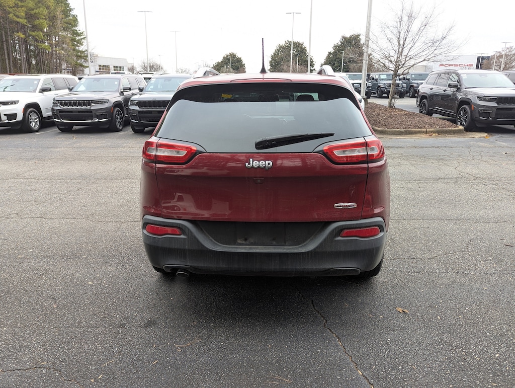 Used 2017 Jeep Cherokee Latitude Latitude FWD
