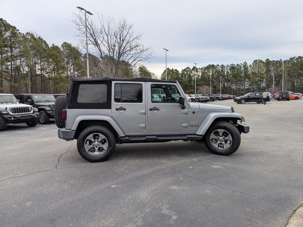 Used 2018 Jeep Wrangler JK Unlimited Sahara Sahara 4x4
