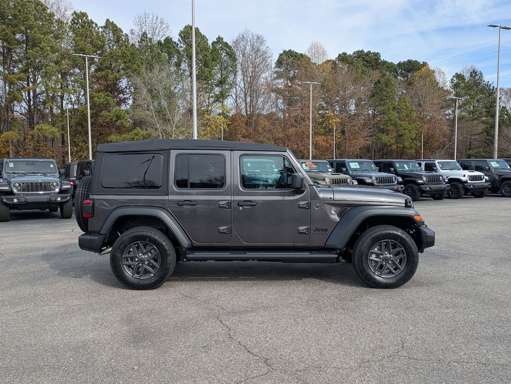 New 2026 Jeep Wrangler 4-DOOR SPORT S Sport Utility