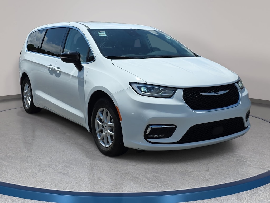 Certified 2024 Chrysler Pacifica Touring L Touring L FWD
