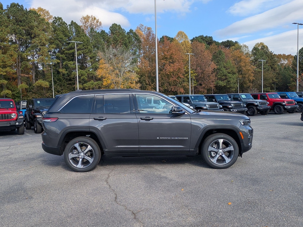 New 2025 Jeep Grand Cherokee LIMITED 4X4 Sport Utility