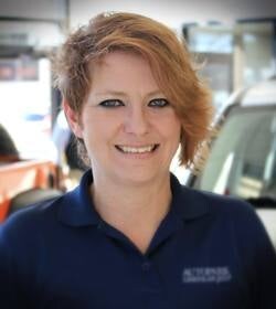 Staff member Pauline Frederick from ID_be91d9201869