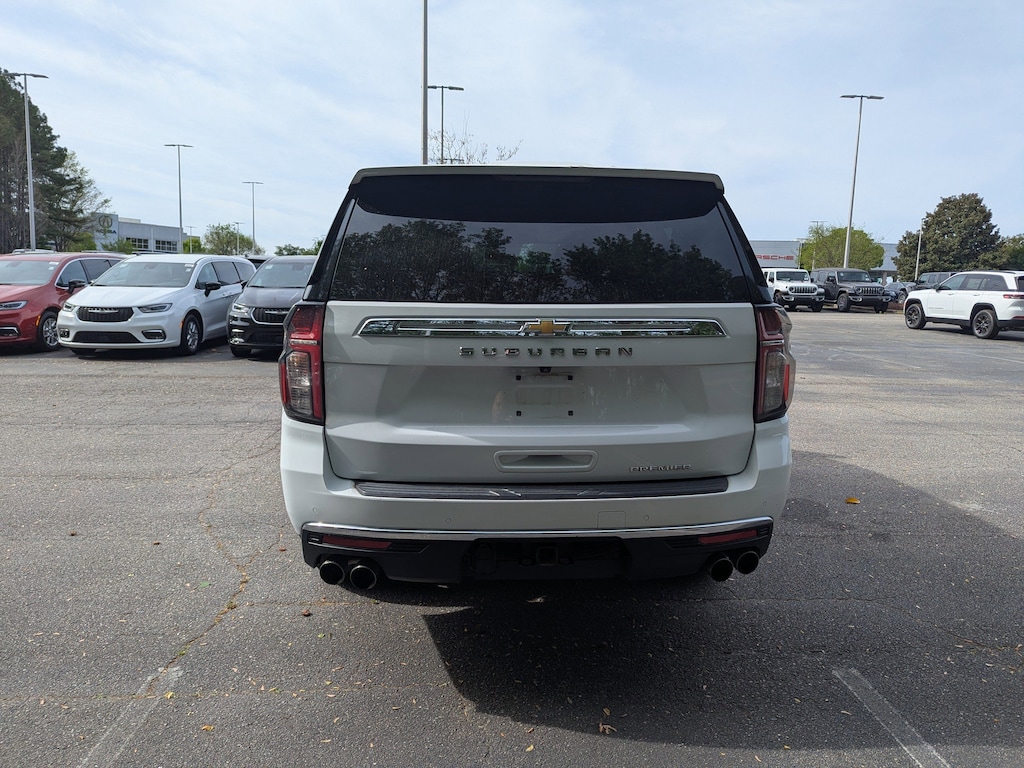 Used 2022 Chevrolet Suburban Premier 4WD Premier