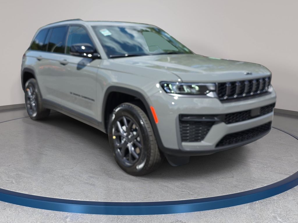 New 2027 Jeep Grand Cherokee Laredo Altitude Sport Utility