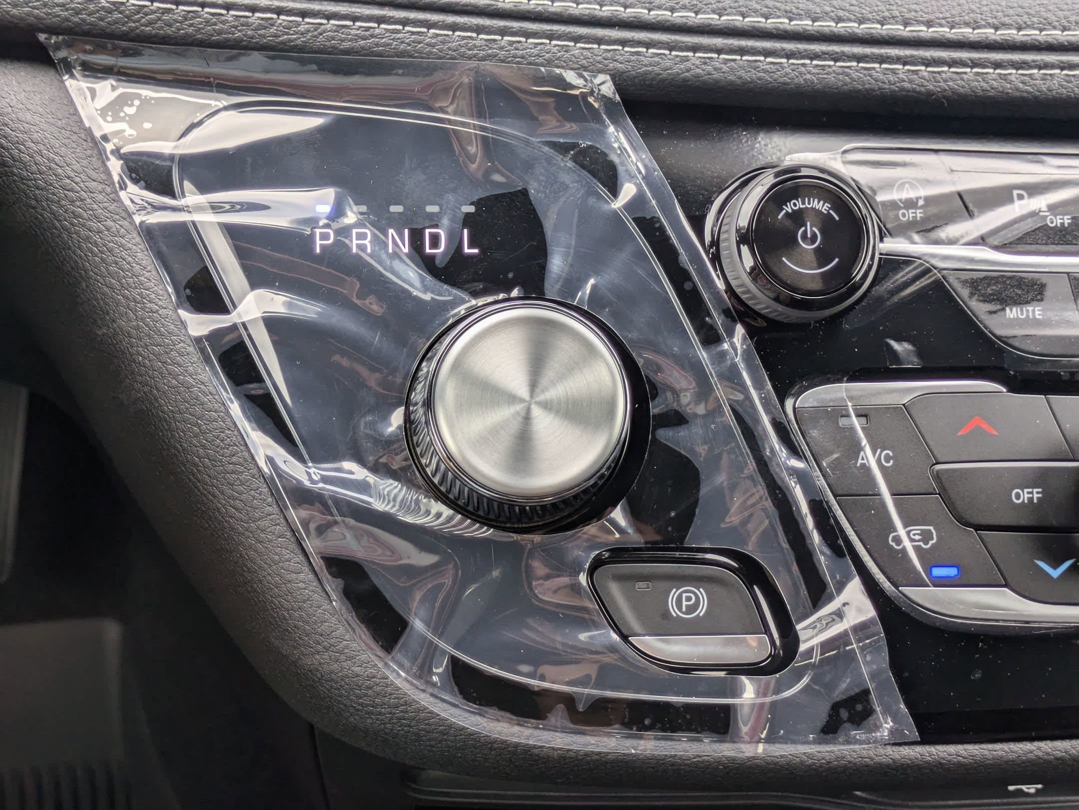 2026 Chrysler Pacifica Select - Photo 15